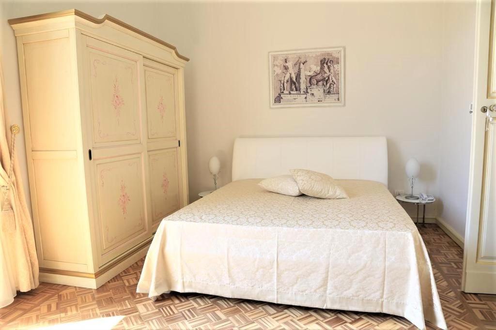 Persone Palace Restyling Nardo Exterior photo